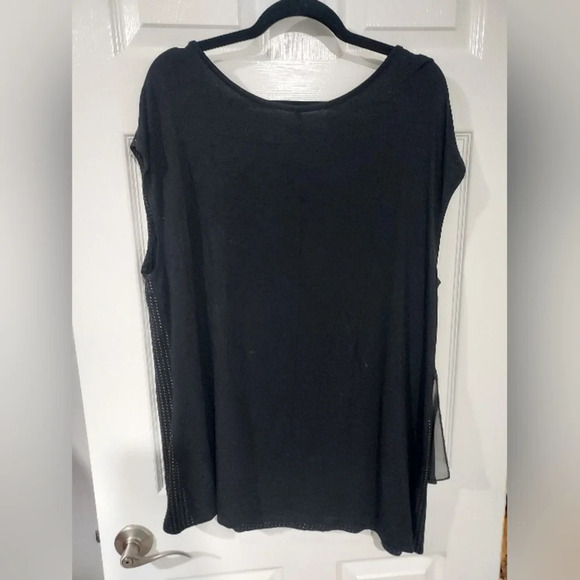 Lane Bryant Black with Studs Asymmetrical Length Tunic Top in Size 18/20 2X - Picture 9 of 9